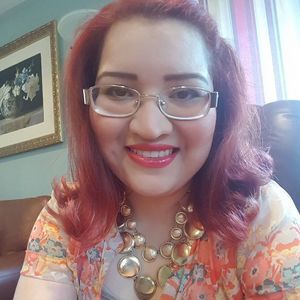 Meet your Posher, Elizabeth