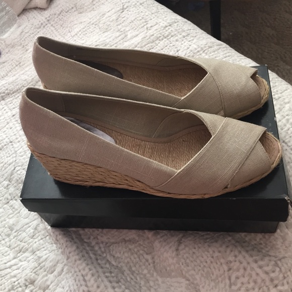 Ralph Lauren brand new wedges