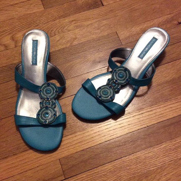 ❤️Cute Flashy Sandals!