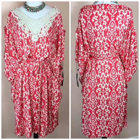 Plus Moroccan Kimono Dress - Picture 2 of 3