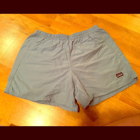 Patagonia women's shorts size medium