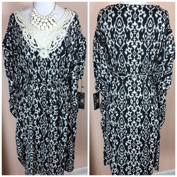 Plus Moroccan Kimono Dress - Picture 4 of 4