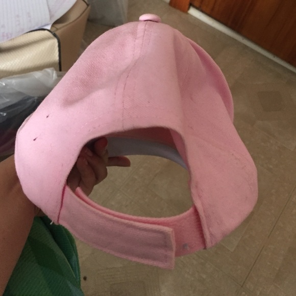 Kids Hello Kitty hat - Picture 3 of 3