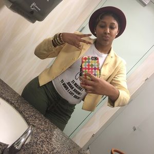 Meet your Posher, Fanaysha