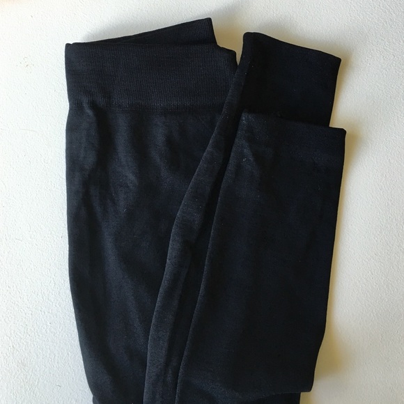 The Perfect Leggings - Picture 2 of 4