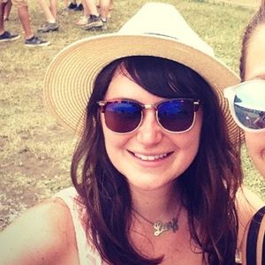 Meet your Posher, Leanna