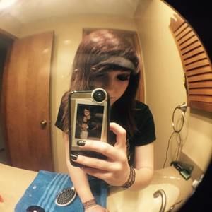 Meet your Posher, Kalie