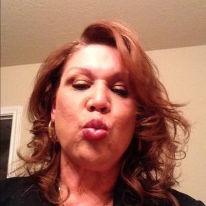 Meet your Posher, Dora