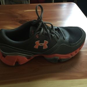 Under armour tennis shoes