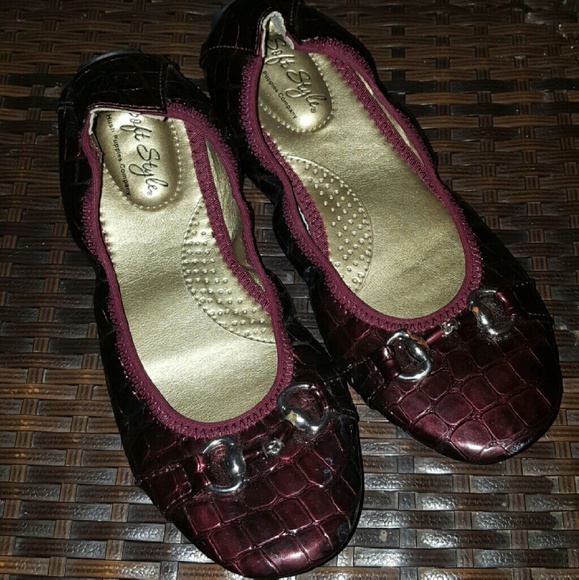 Wine colored flats