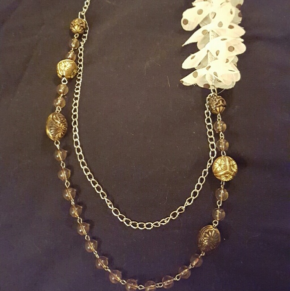 Multi-layered flower embellished necklace