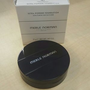 Ultra Powder Foundation in Ultra Tan