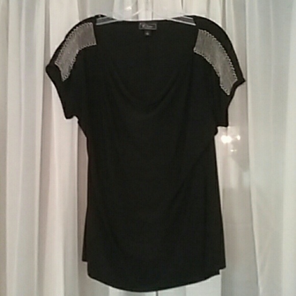 Chain detailed blouse