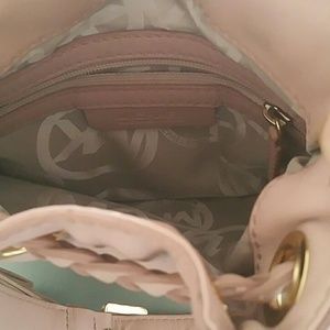 Additional pictures of MK crossbody