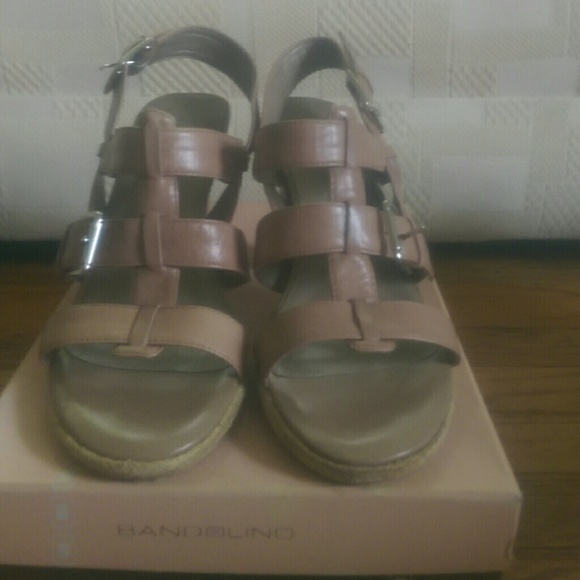 Sandels - Picture 2 of 4