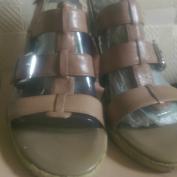 Sandels - Picture 4 of 4