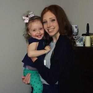 Meet your Posher, Hallie