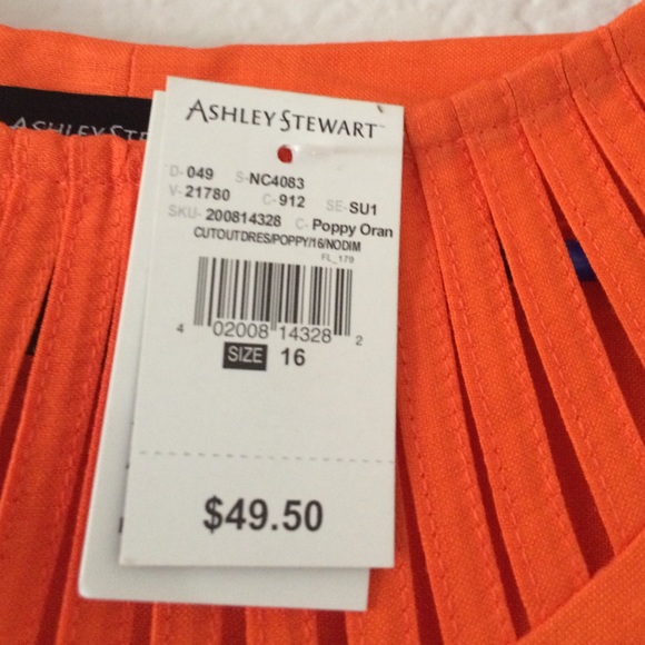 BMWT Beautiful orange summer dress! Never worn! - Picture 2 of 3