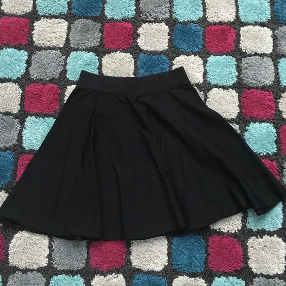 The Limited Skirt XS