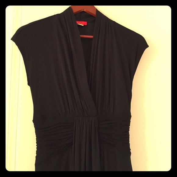 Pretty black cocktail dress!