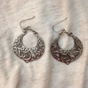 dangle earrings