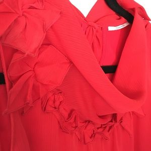 Tahari Red Sleeveless Top