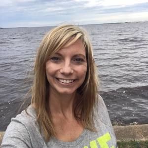 Meet your Posher, Carrie