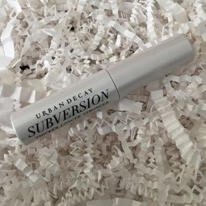 🆕 Urban Decay Subversion Lash Primer