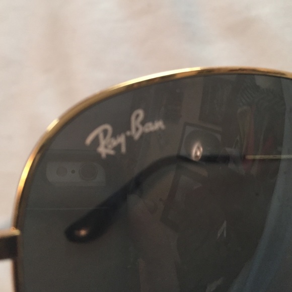 Gold Raybans - Picture 2 of 3