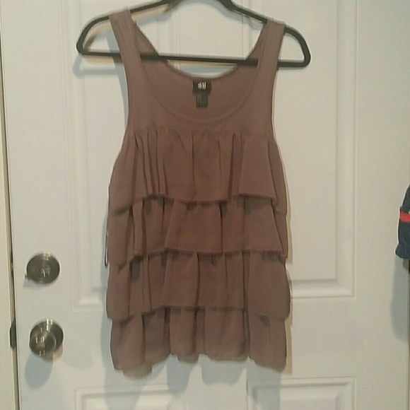 Ruffled tank top
