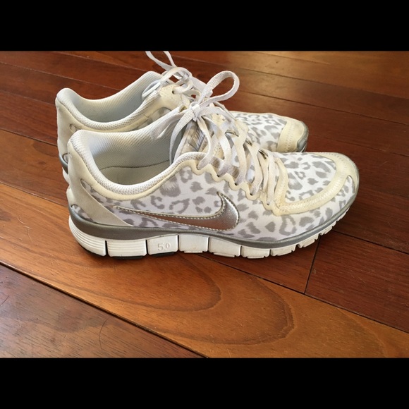 Nike leopard 5.0