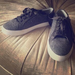 Tory Burch Sneakers size 8 true to size