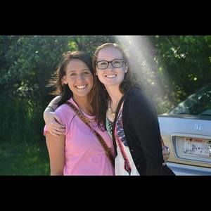 Meet your Posher, Elise