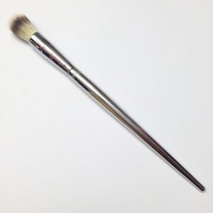 It Cosmetics Blending Concealer Brush #203