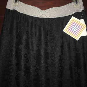 LuLaRoe black Lucy maxi skirt