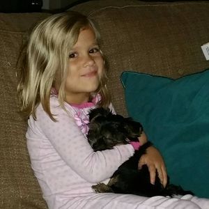 Meet your Posher, Leslie