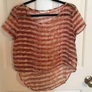 Sheer High-Low Patterned Top