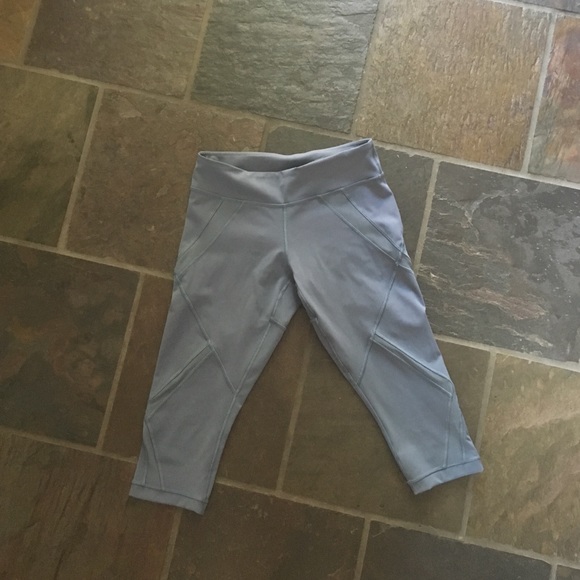 lululemon athletica Pants - Cropped blue lulu pants