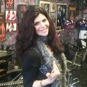 Meet your Posher, Gabrielle