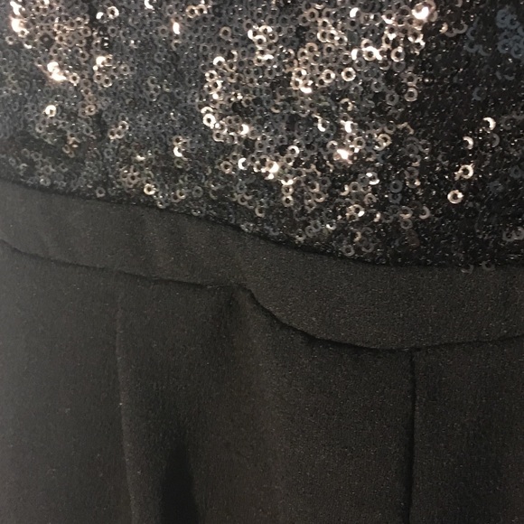 Black romper - Picture 2 of 4