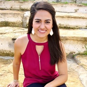 Meet your Posher, Macy