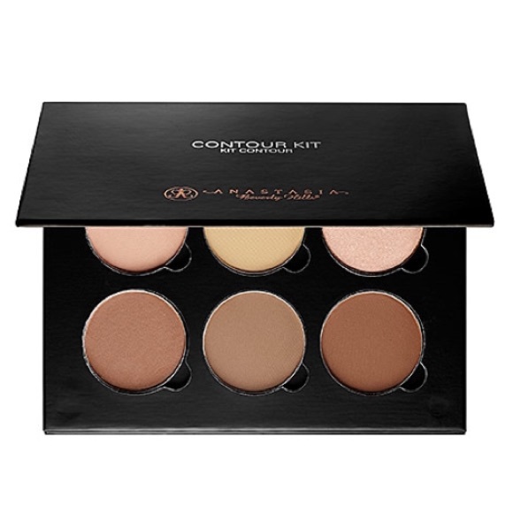 Anastasia Beverly Hill LIGHT TO MEDIUM contour kit