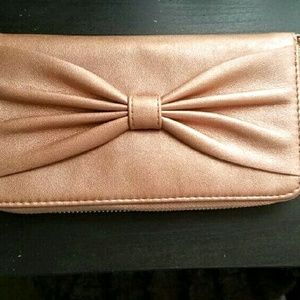 SOLD PNK BOW WALLET