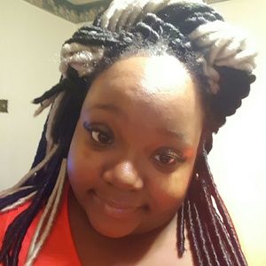 Meet your Posher, Veronica