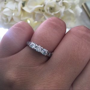 10k diamond ring