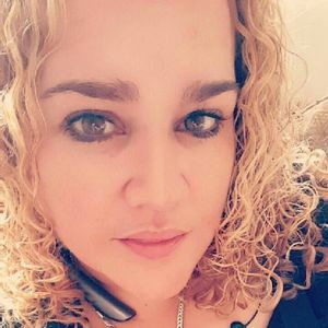 Meet your Posher, Eva