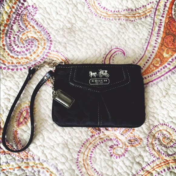 Coach Wristlet - Picture 1 of 3