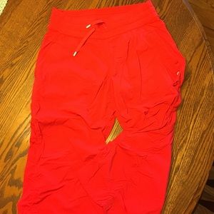 Like new. Smoke free. Lululemon capris