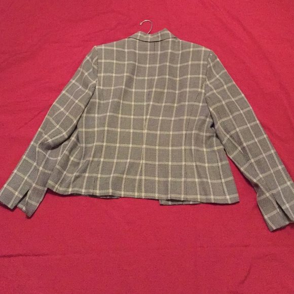 Jacket - Picture 3 of 3