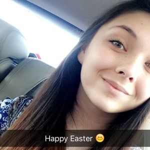 Meet your Posher, Desiree